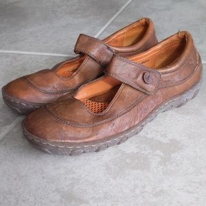 BORN Slip on W/ Strap Leather Mary Jane's Sz 10